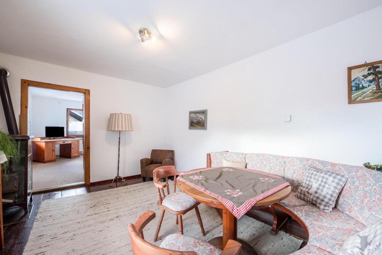 Apartment Maratim Zur Zugspitze Ehrwald Bagian luar foto